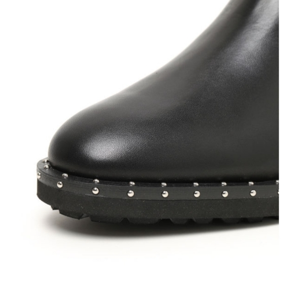 Knee high boots - Picture 6 of 8